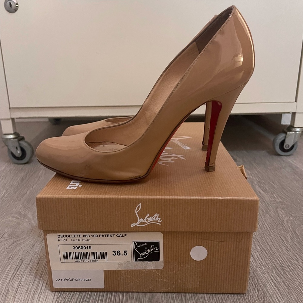 Christian Louboutin Décolleté Nude heels 36.5 6.5